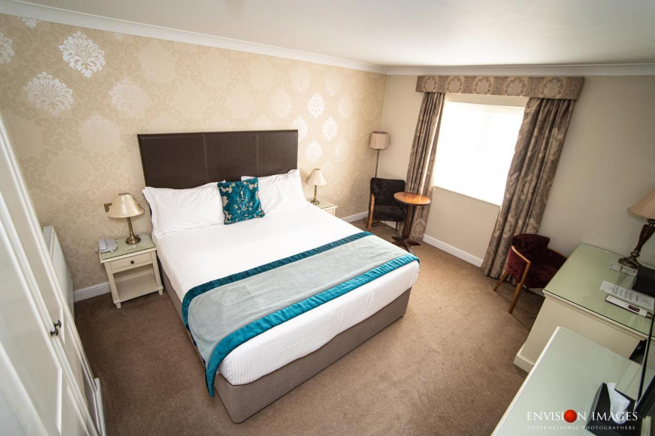 Red Hall Hotel Walmersley المظهر الخارجي الصورة