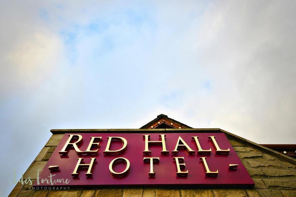 Red Hall Hotel Walmersley المظهر الخارجي الصورة