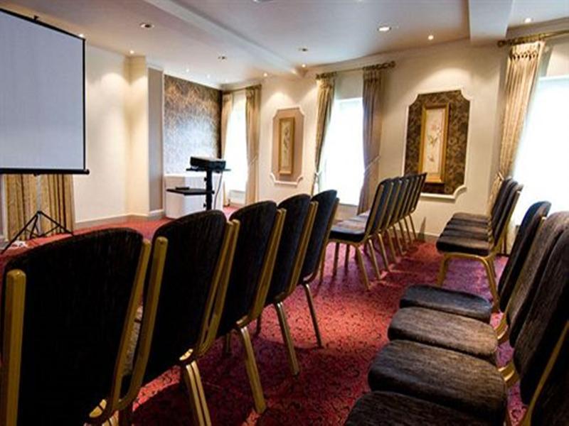 Red Hall Hotel Walmersley المظهر الخارجي الصورة