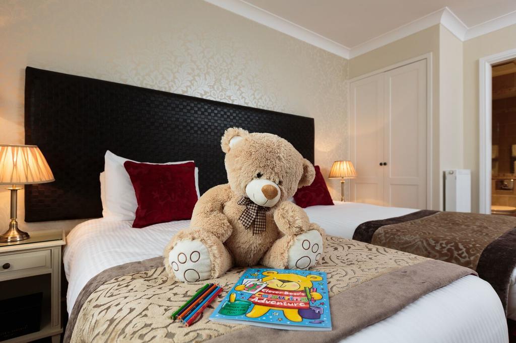 Red Hall Hotel Walmersley المظهر الخارجي الصورة
