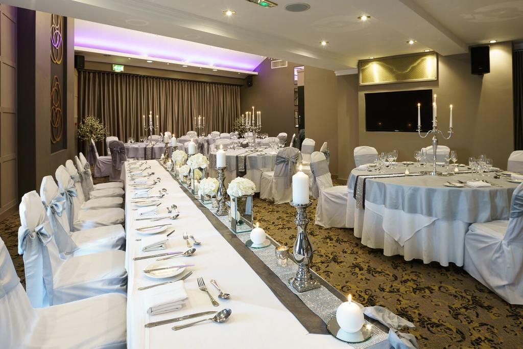 Red Hall Hotel Walmersley المظهر الخارجي الصورة