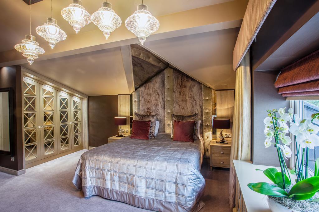 Red Hall Hotel Walmersley المظهر الخارجي الصورة