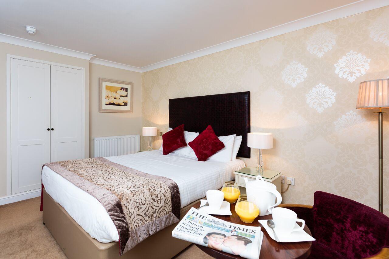 Red Hall Hotel Walmersley المظهر الخارجي الصورة